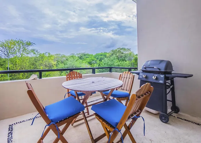 Penthouse 2Br Private Jacuzzi - 3 Blocks To Beach Ferienhaus Playa del Carmen