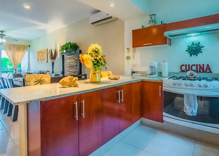 Penthouse 2Br Private Jacuzzi - 3 Blocks To Beach Playa del Carmen