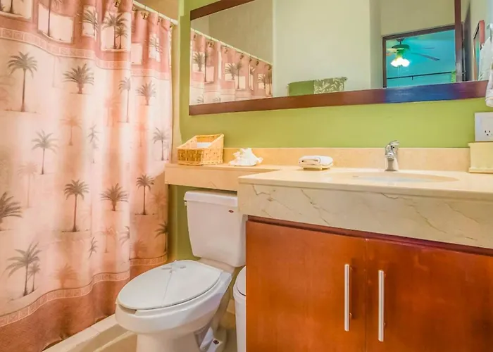 Penthouse 2Br Private Jacuzzi - 3 Blocks To Beach * Playa del Carmen